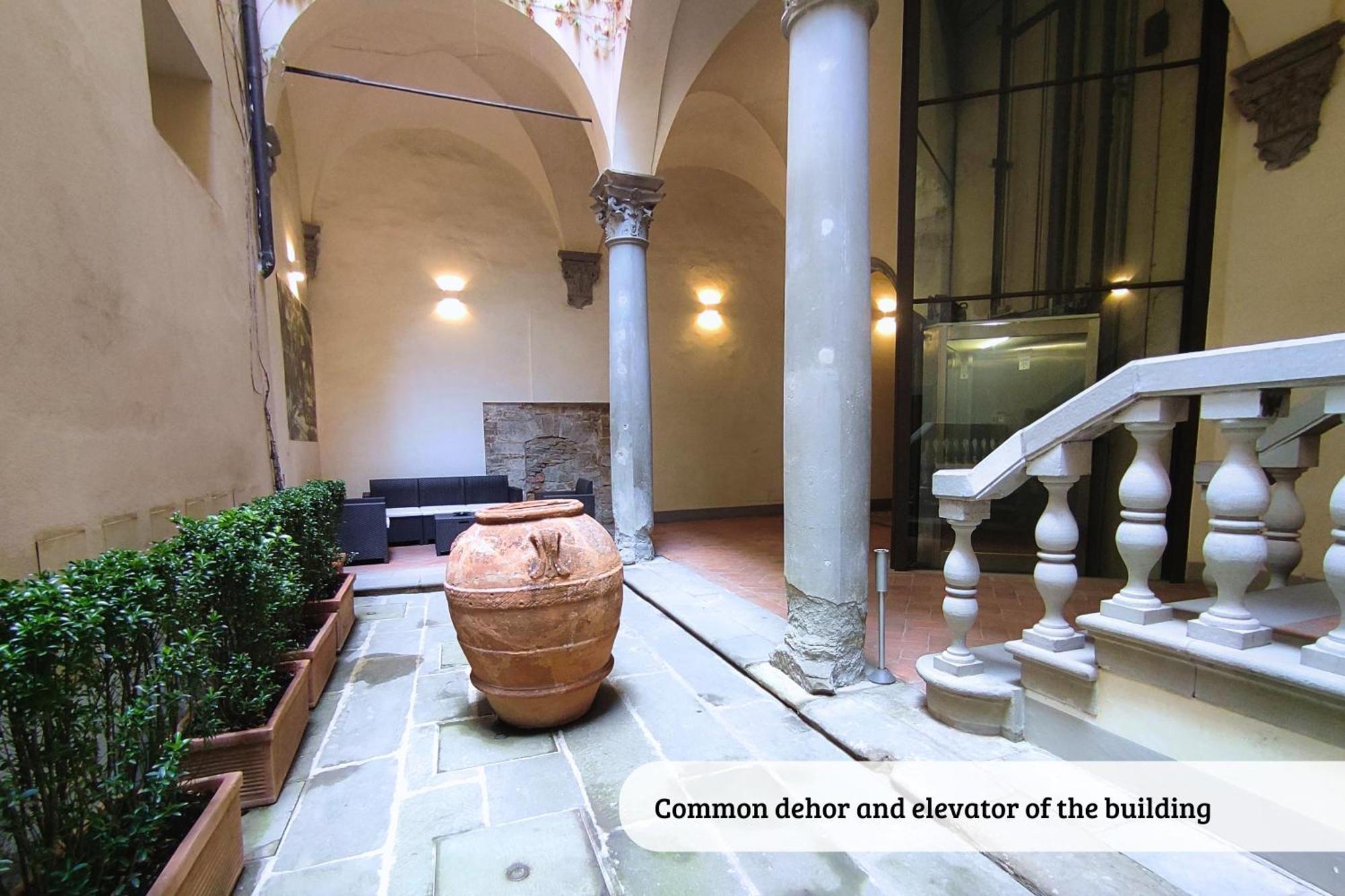 Apartamento Caravaggio Frescoed Big Loft In Oltrarno